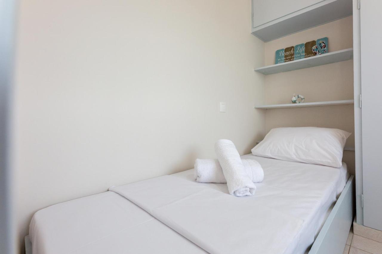 Cozy&Quiet Nest Apartman Lutráki Kültér fotó